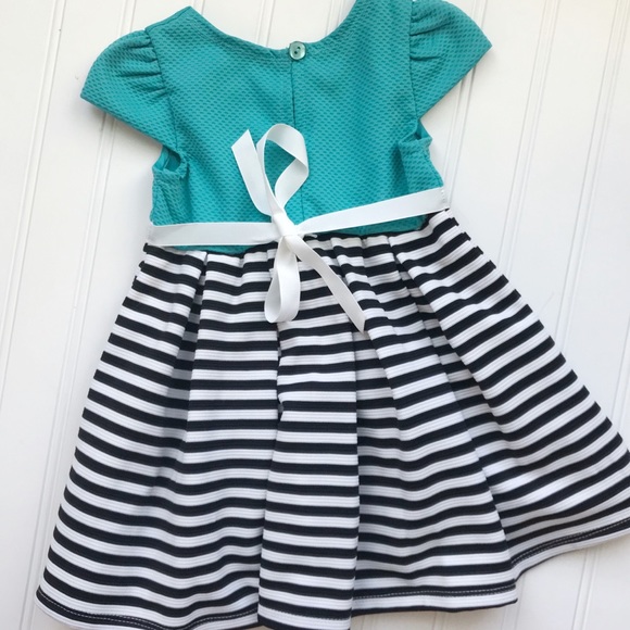 •Sweet Heart Rose• pleated crystal dress - Picture 2 of 6